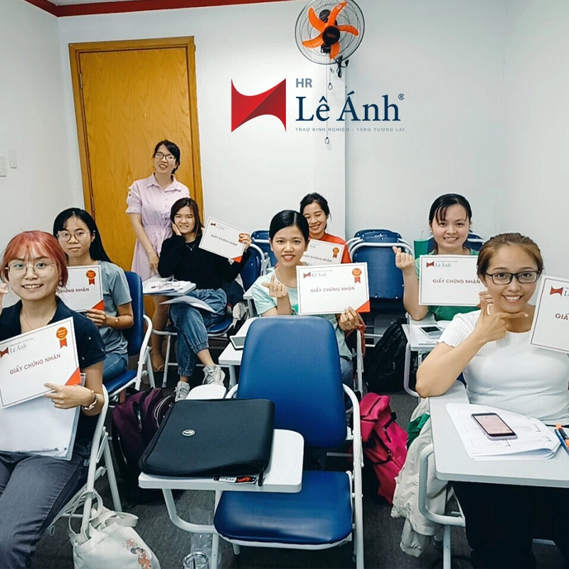 anh-gioi-thieu-lop-co-hanhjpg